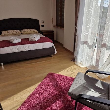 Nataly Apartment Sant'Ambrogio di Valpolicella Bagian luar foto